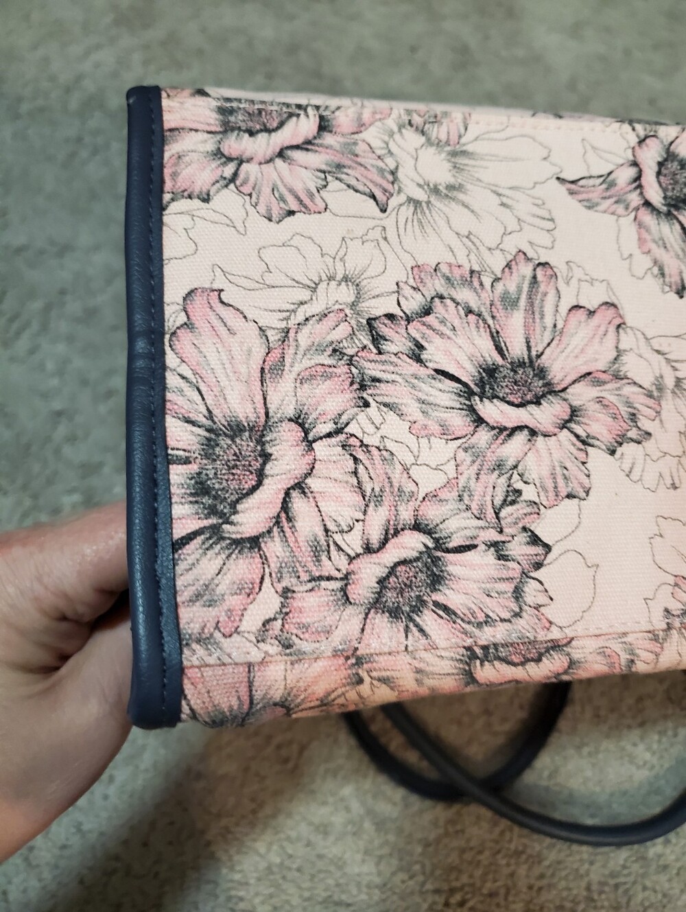 Victoria's Secret Floral Light Pink Tote - Picture 6 of 9